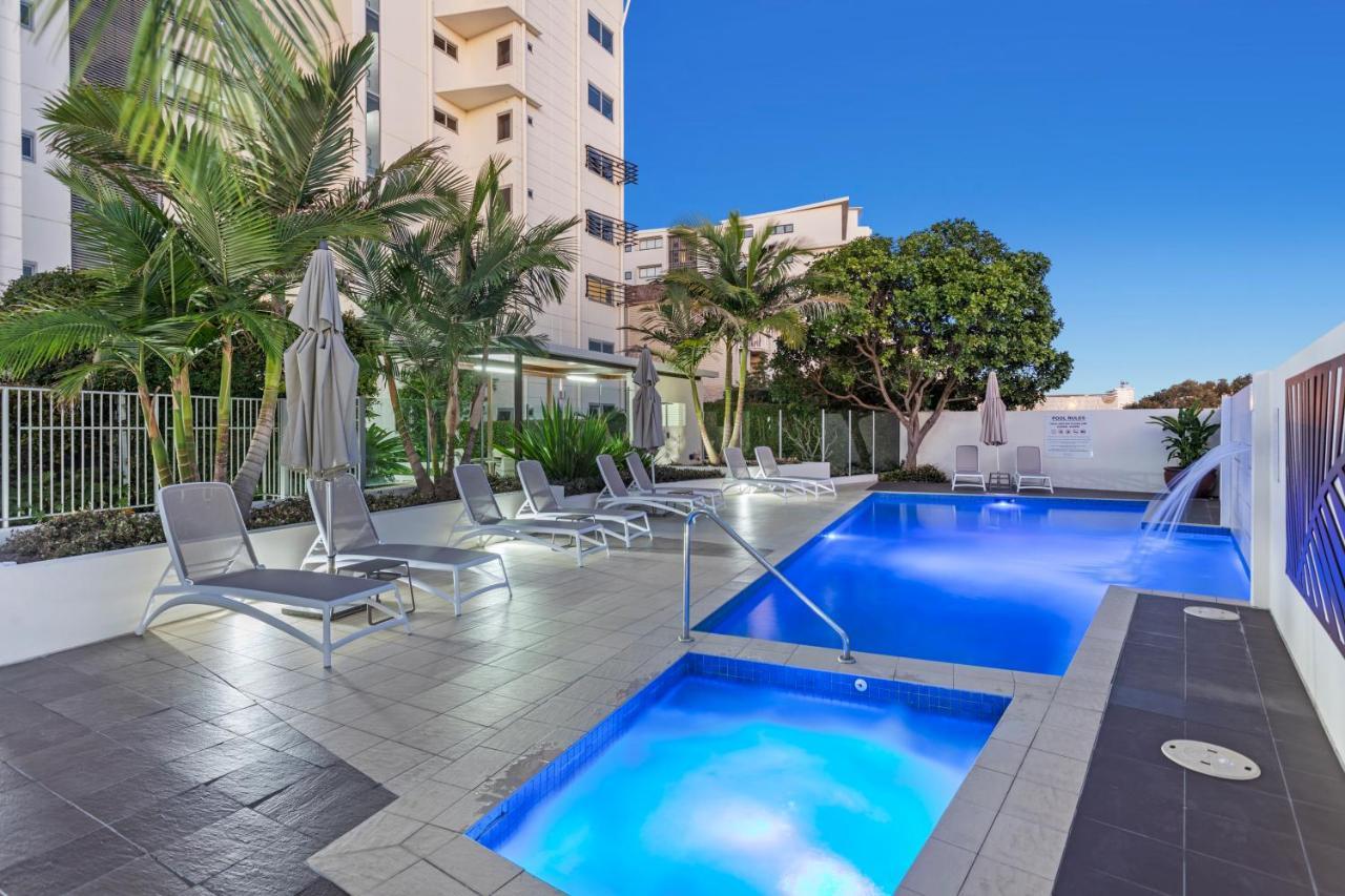Coco Mooloolaba Aparthotel Exterior photo