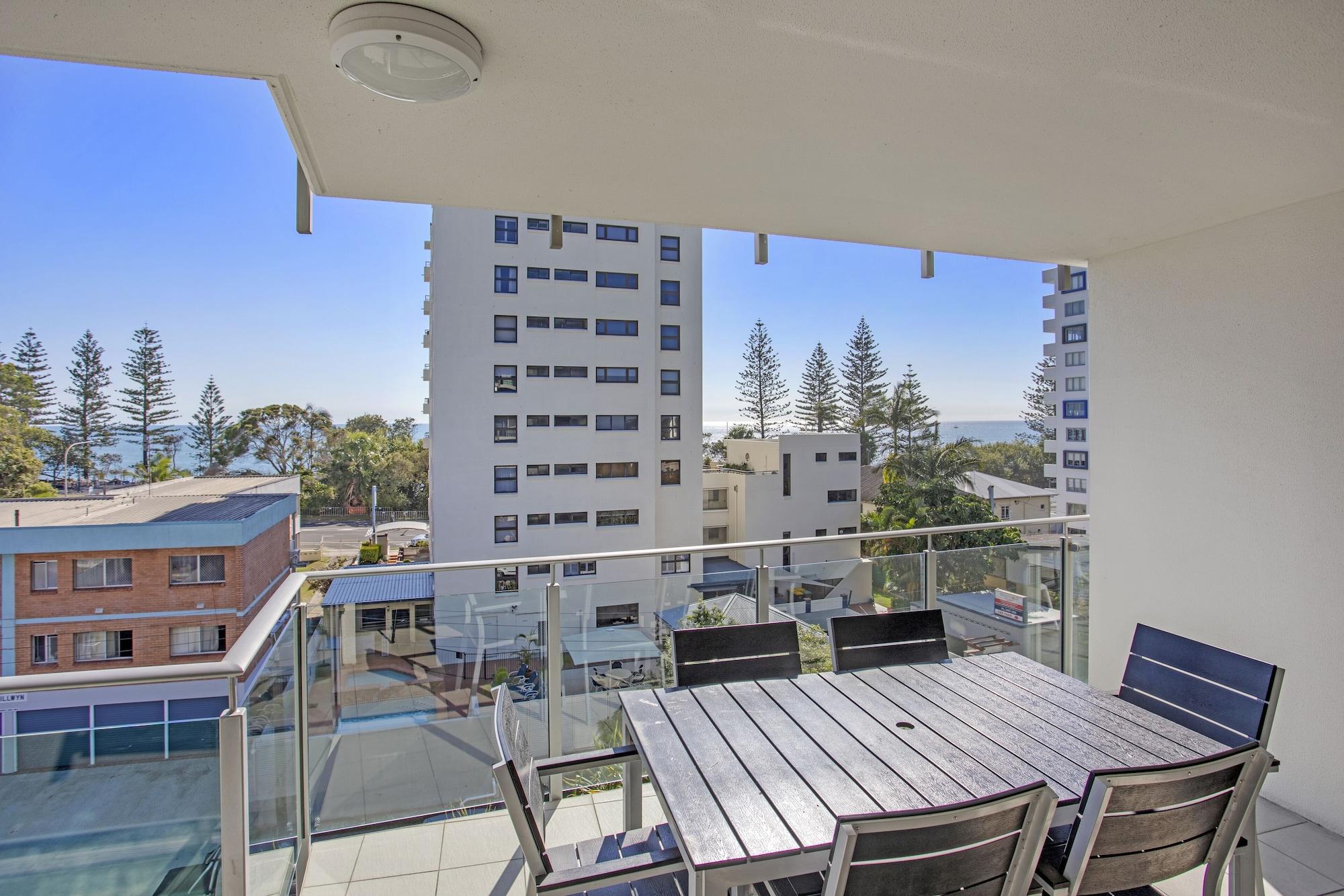 Coco Mooloolaba Aparthotel Exterior photo